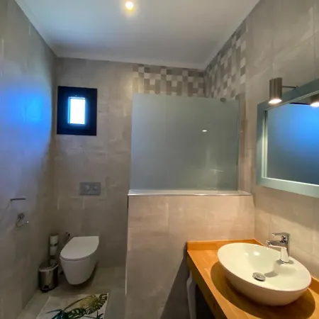 Remarkable With Jacuzzi, Private Pool And Backyard In Fethiye Villa *